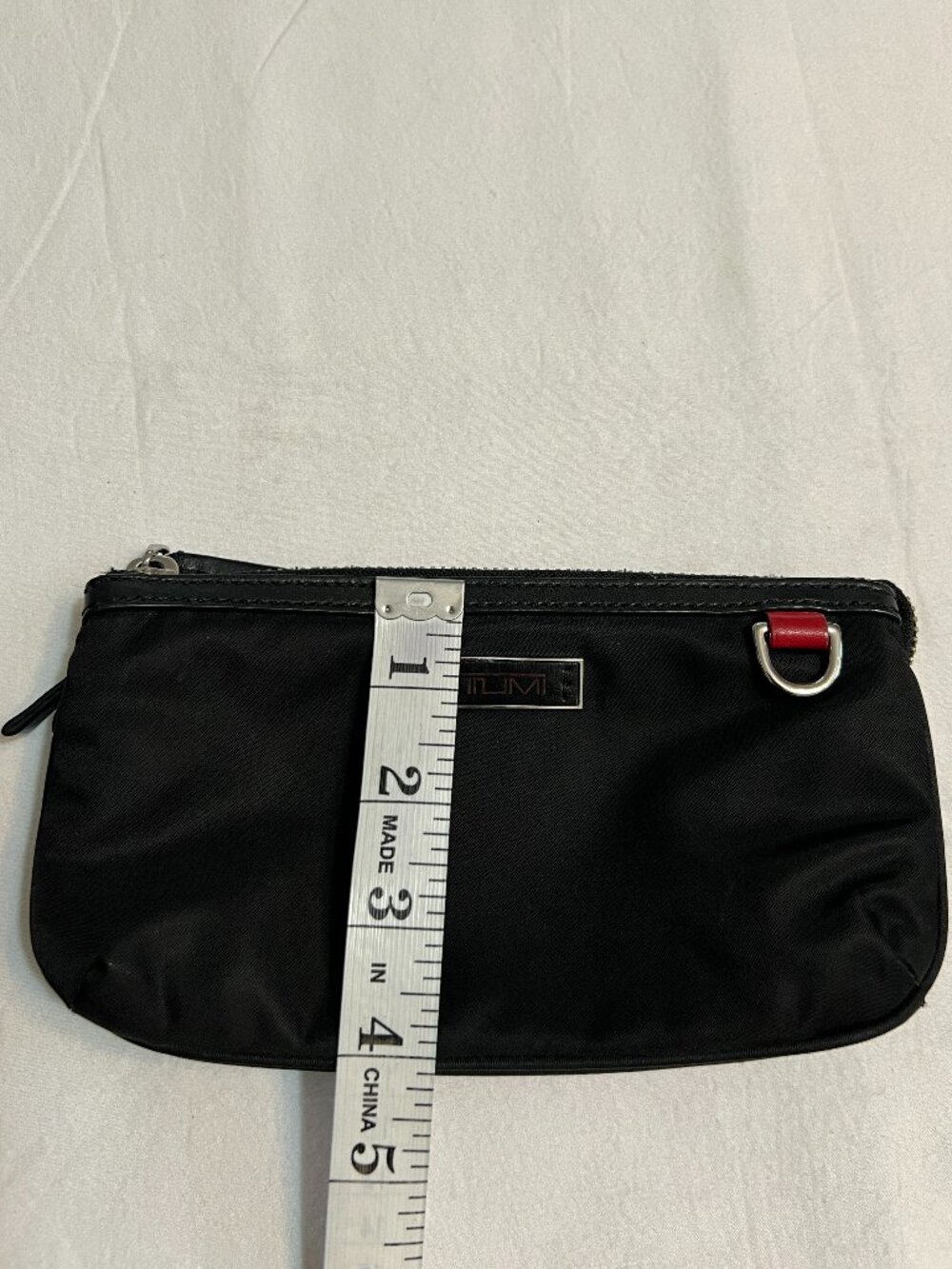 TUMI Black Nylon Wristlet Travel Pouch Cosmetic Bag Organizer Zip Clutch Small - Picture 8 of 8